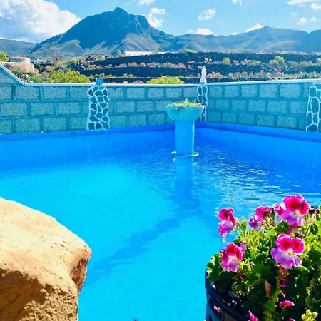 Laurisilva Sauna Y Piscina Apartment *