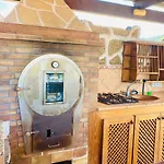 Laurisilva Sauna Y Piscina * Buzanada